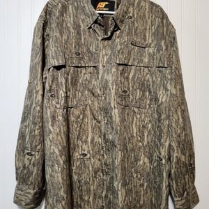 PERSUIT GEAR Mossy Oak Bottom Land Sz XL Long-sleeved, Lightweight. VENTED.